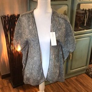 Black and white kimono with lace detail